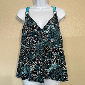 Inches off Floral Print Women's swimTop - Black and Blue. 18w